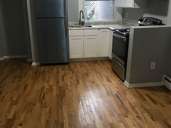 2nd image of 133 Howe St #A