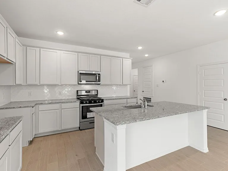 23103 Forebear Dr — Photo 9
