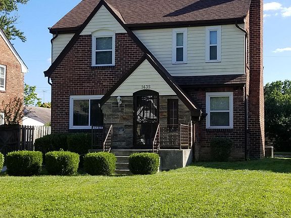 5th image of 1435 Robinwood Ave