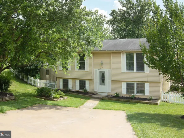 89 Hook Rd, Westminster, MD 21157