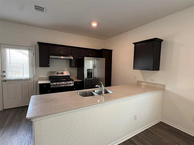 112 Crownover Cv — Photo 7
