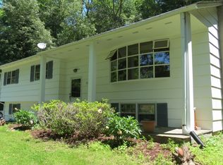 10 Rocky Ln, Garrison, NY 10524