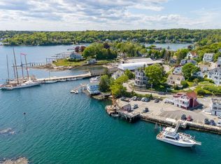 101 Commercial St, Boothbay Harbor, ME 04538