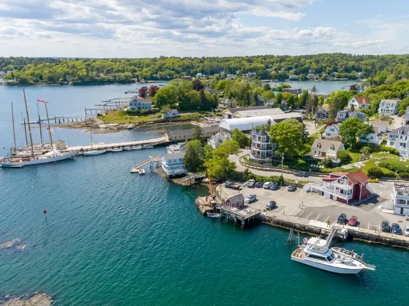 101 Commercial Street, Boothbay Harbor, ME 04538