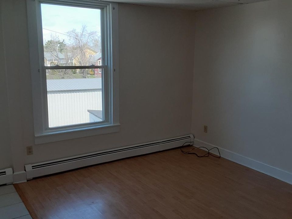 2nd image of 46 S Main St APT 1