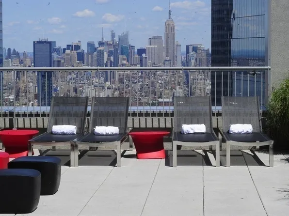 123 Washington Street image 14 of 18