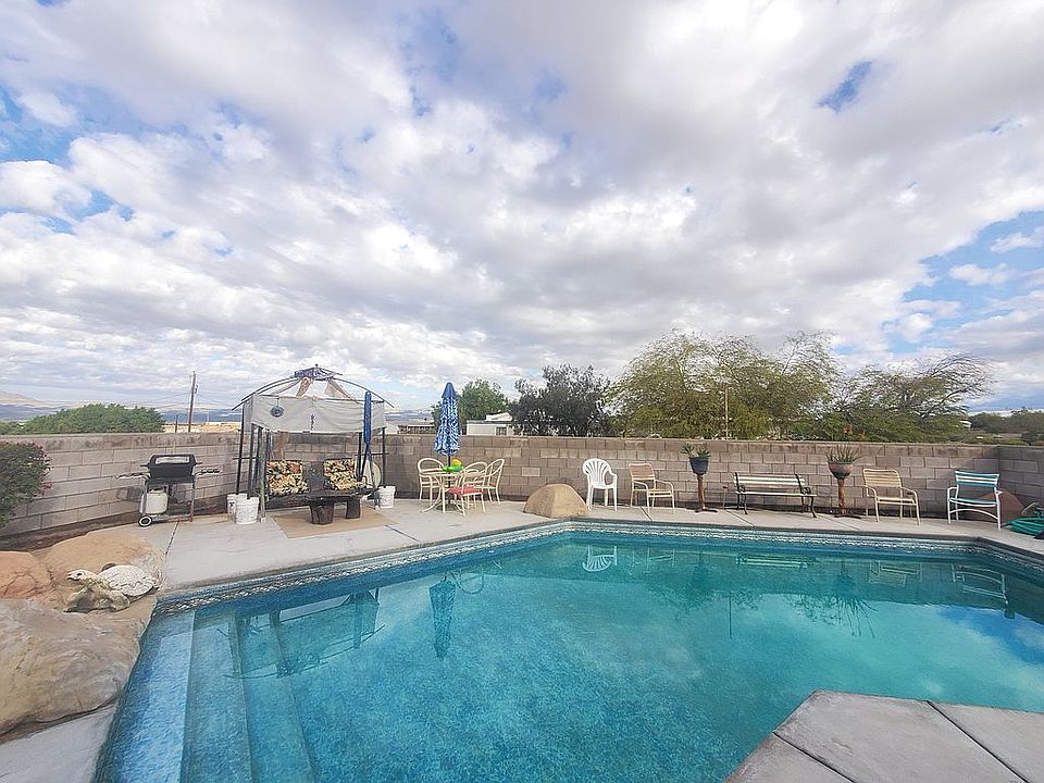 Enclosed pool