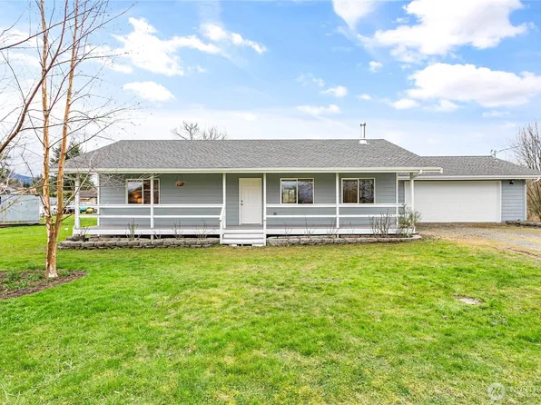 303 Hayes Street, Nooksack, WA 98276