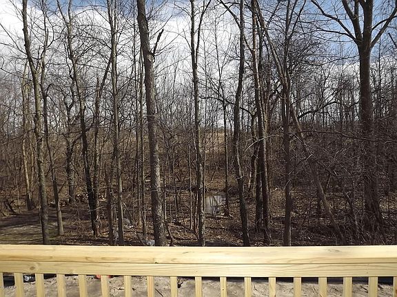 2nd image of 10982 Woodedge Dr