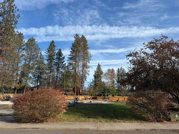 5706 W Lyons Ct, Spokane, WA 99208