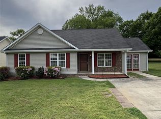 3641 Atlas Dr, Charlotte, NC 28269
