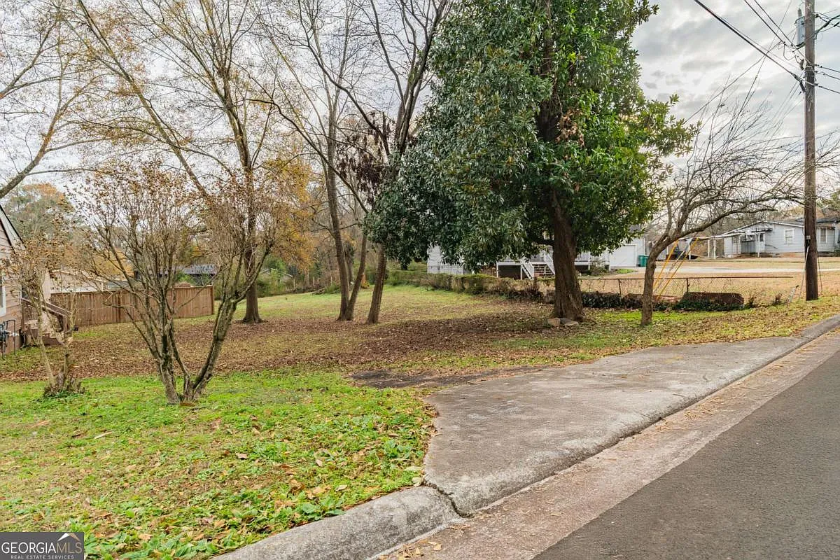 2582 Argo Dr SE photo 1