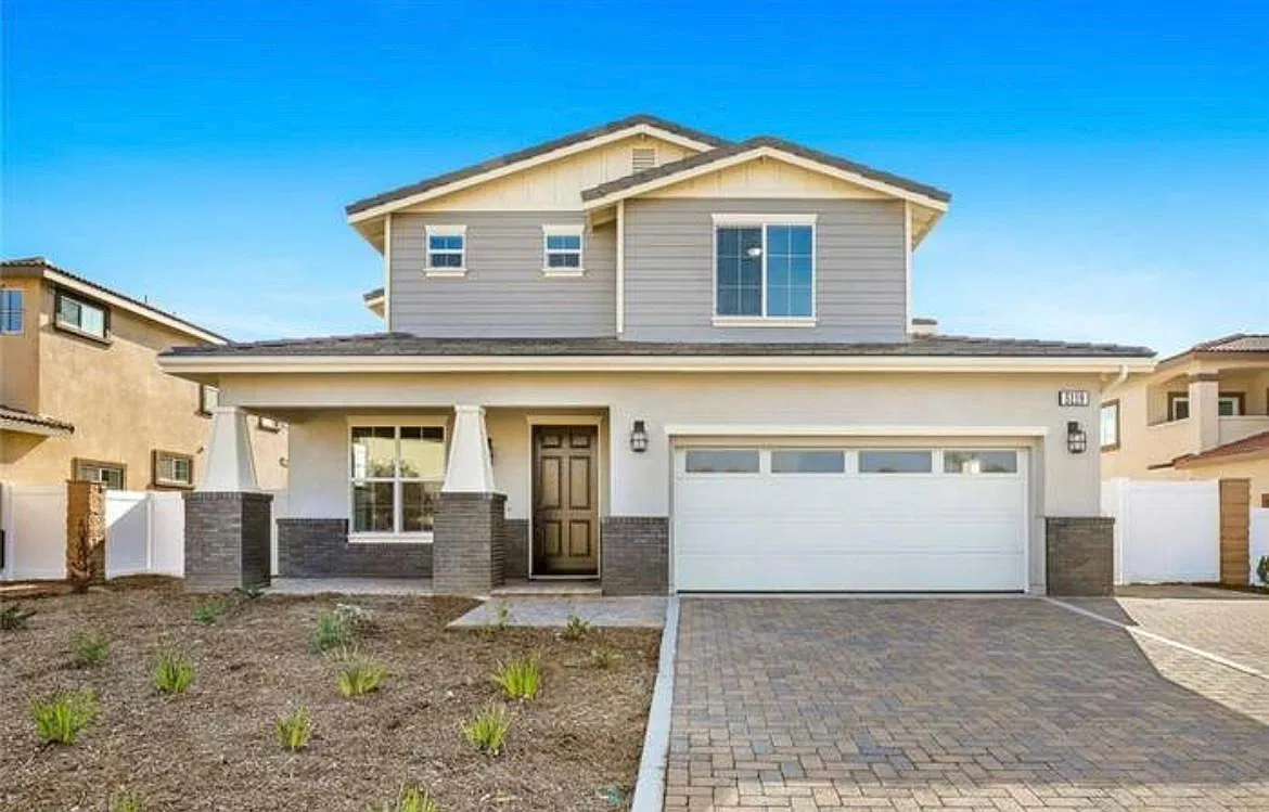 4 bed, 3.5 bath, 3036 sqft, $4,825 — Photo 1