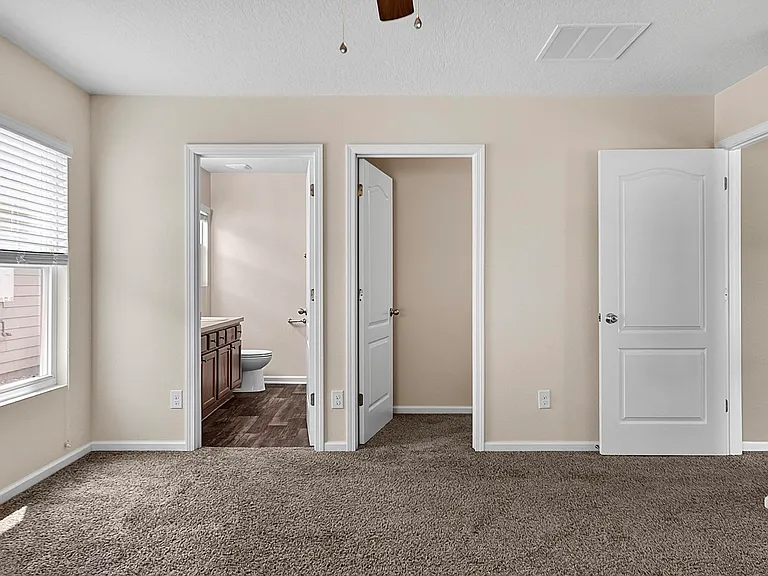 137 Fairway Ct — Photo 34