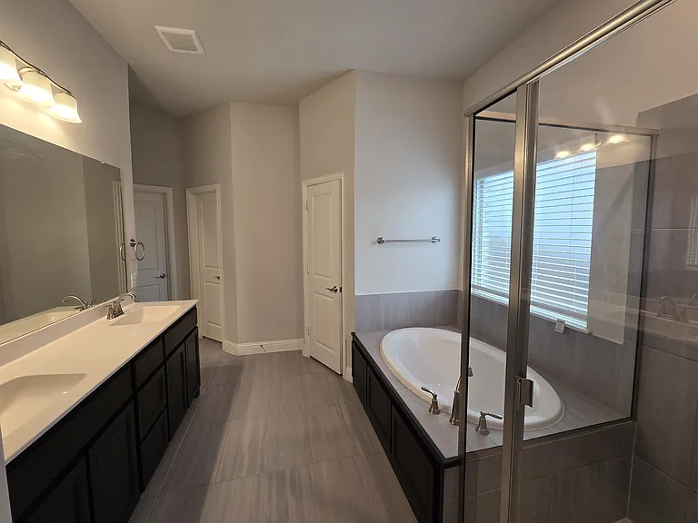 4009 Magnolia Ridge Dr — Photo 22