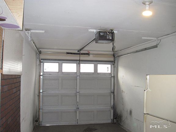4th image of 1012 E 5th St APT 1
