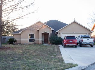 325 Yorktown Dr, Pleasanton, TX 78064