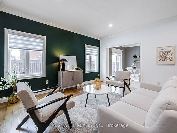 2nd image of 467 Pleasant Ridge Ave