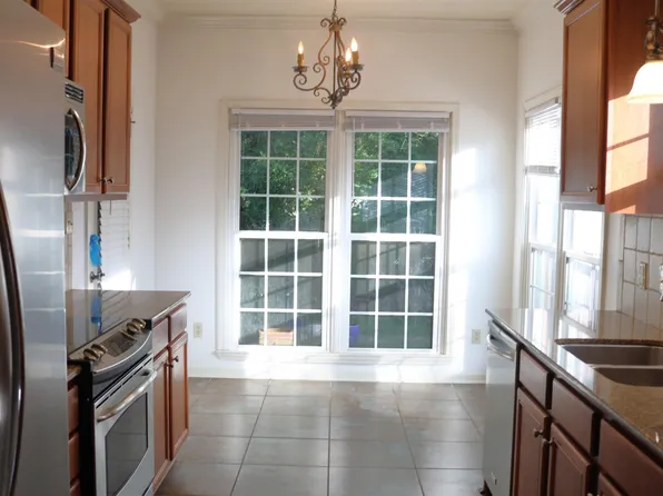 7854 Jefferson Place Blvd #11B, Baton Rouge, LA 70809