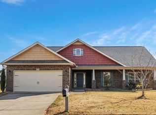214 Golden Pond Ct, Roebuck, SC 29376