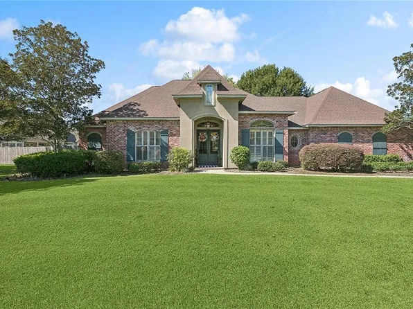 313 Jade Ct, Madisonville, LA 70447