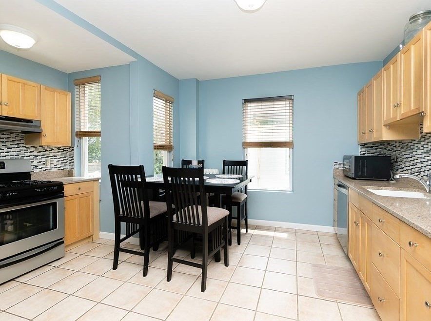 1st image of 158 Neponset Ave #1