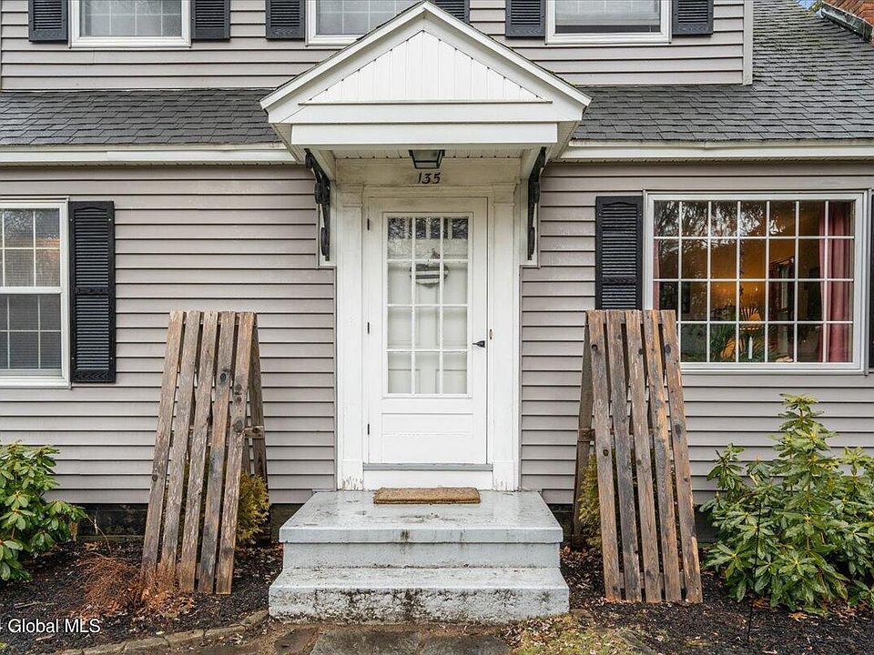 135 Willow Lane, Glenville, NY 12302 Zillow