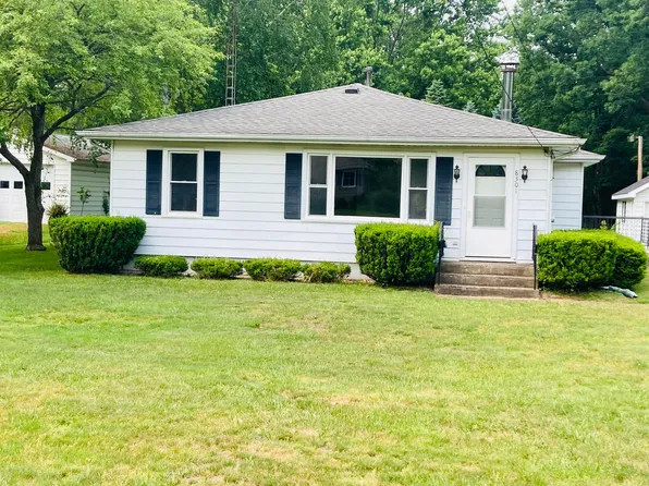 8301 East Rd, Three Oaks, MI 49128