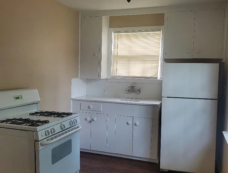 4321C Hain St — Photo 6