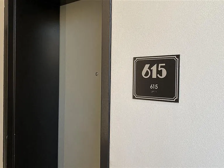 5100 Wilshire Blvd — Photo 6