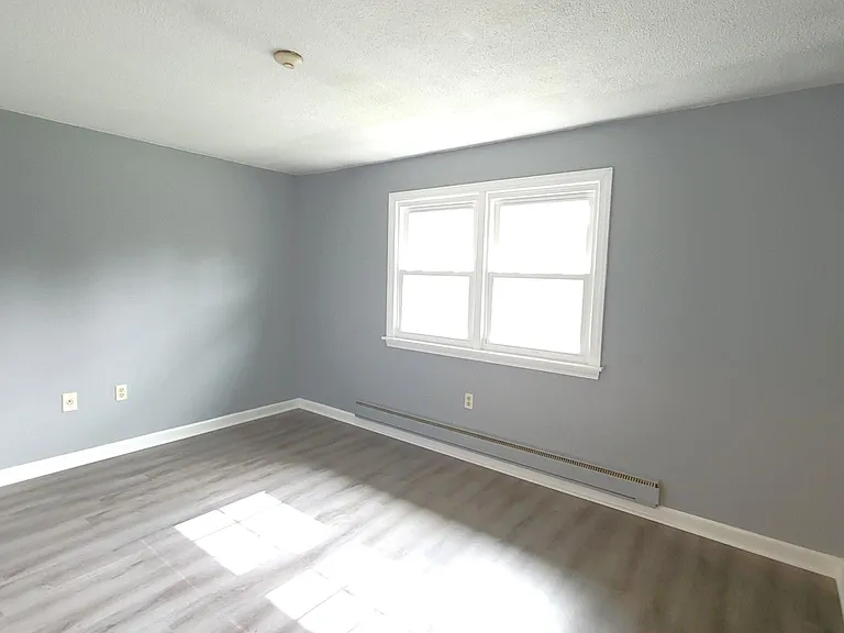 230 Chickering Rd #10 — Photo 12