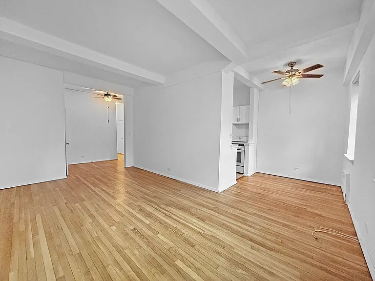 3616 Henry Hudson Pkwy #1FN — Photo 4