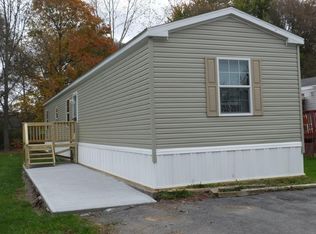 112 Stonehedge Dr, Weedsport, NY 13166