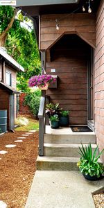 1130 Derby St, Berkeley, CA, 94702