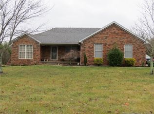 4000 Weber Ln, Floyds Knobs, IN 47119