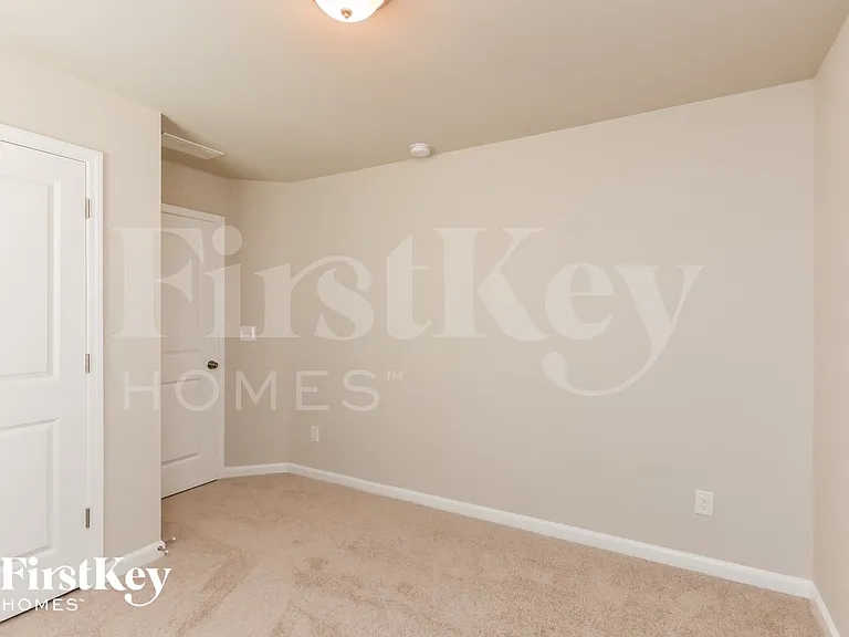 3508 Wheeler Ln — Photo 11