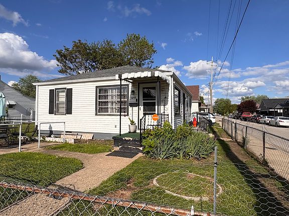 2nd image of 1255 Kappes St