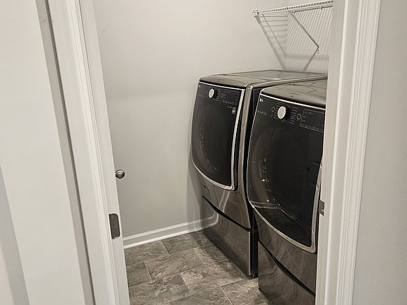 4th image of 1738 Wren Way