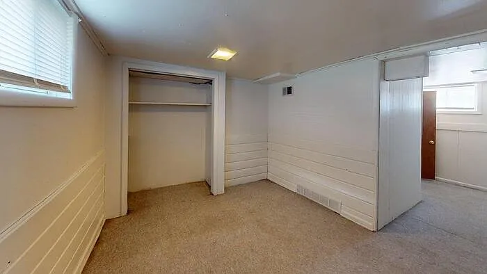 213 N Washington St — Photo 7