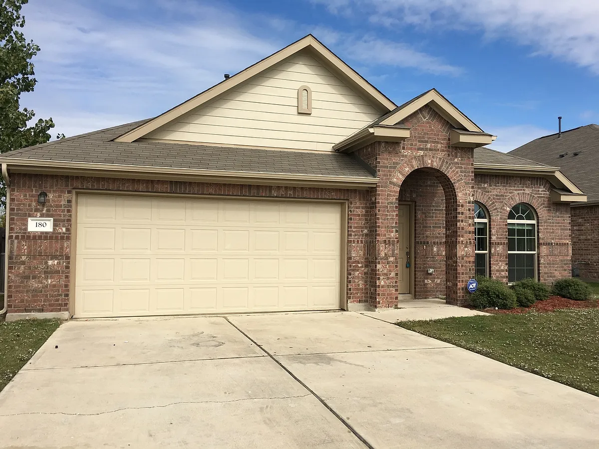 Building Photo - 180 Sandstone Trl