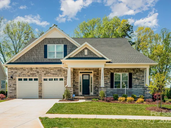 19006 Brandon James Dr, Cornelius, NC 28031