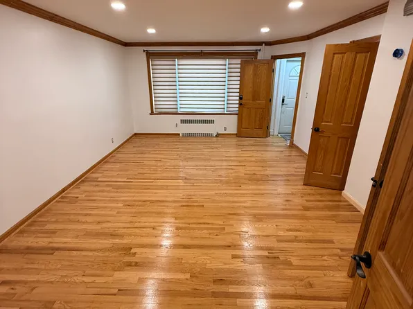 20-51 33rd Street image 1 of 7