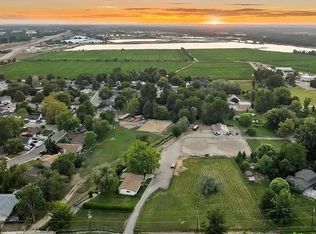 6085 N Garrett St, Garden City, ID 83714