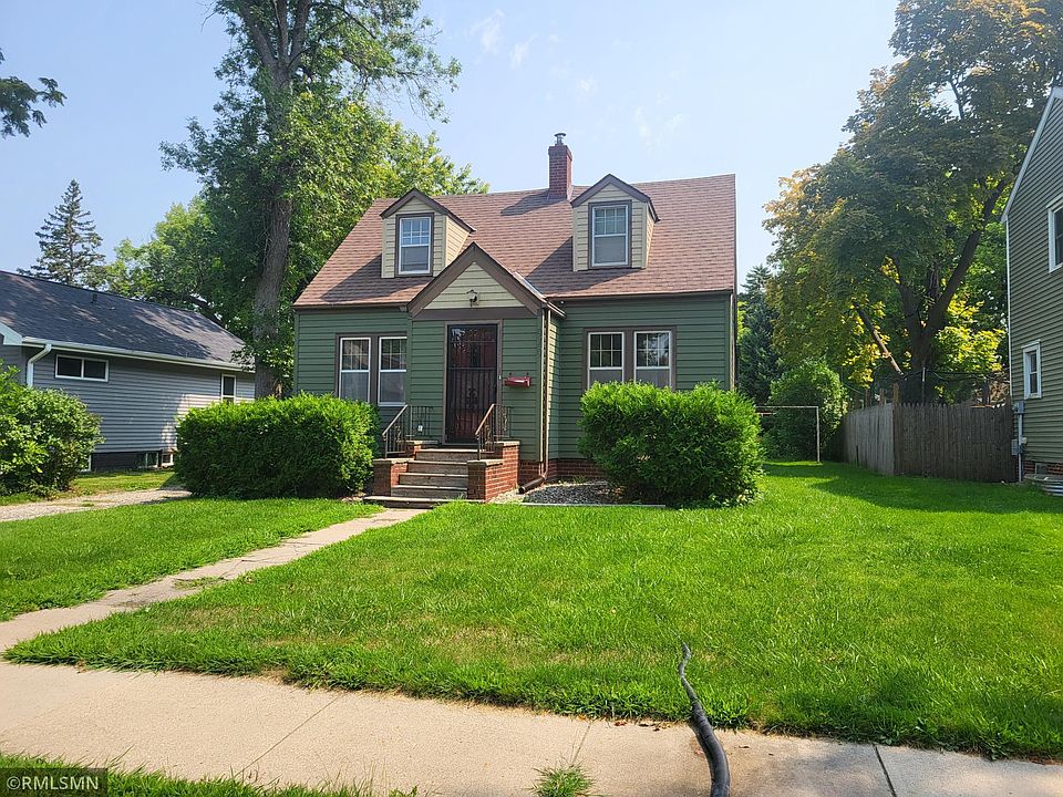 1st image of 919 6th St SW