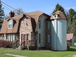 74 Market St, Albion, PA 16401