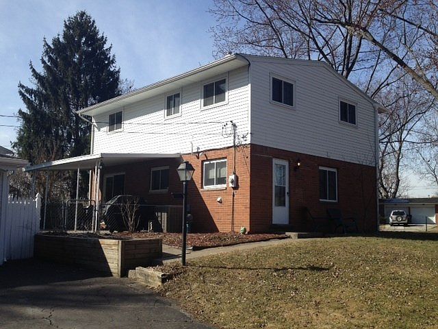 2nd image of 7316 Middlebury Dr