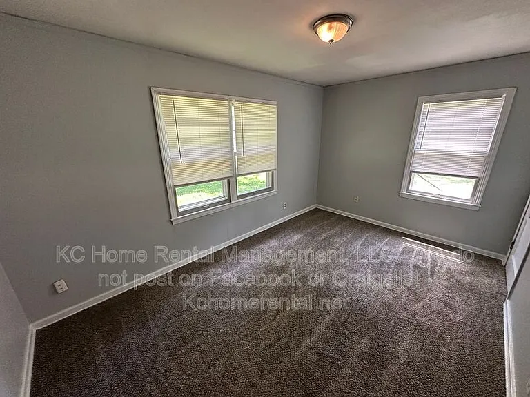 5160 Halsey St — Photo 15