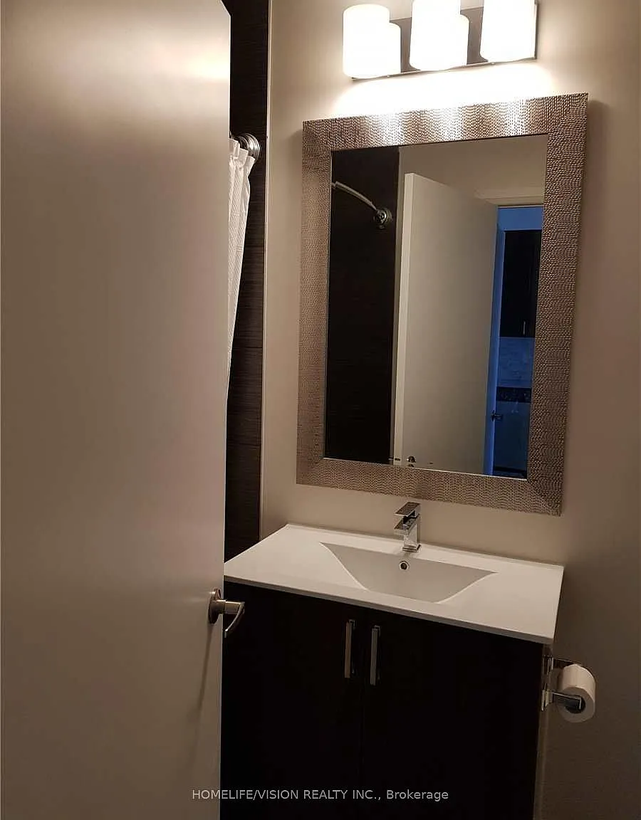 1 bed, $2,100 — Photo 4