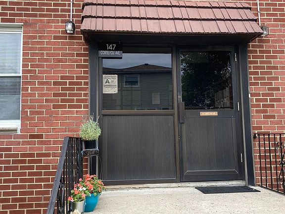 2nd image of 147 Cortelyou Ave #B3