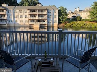 2003 Waters Edge Dr, Newark, DE 19702